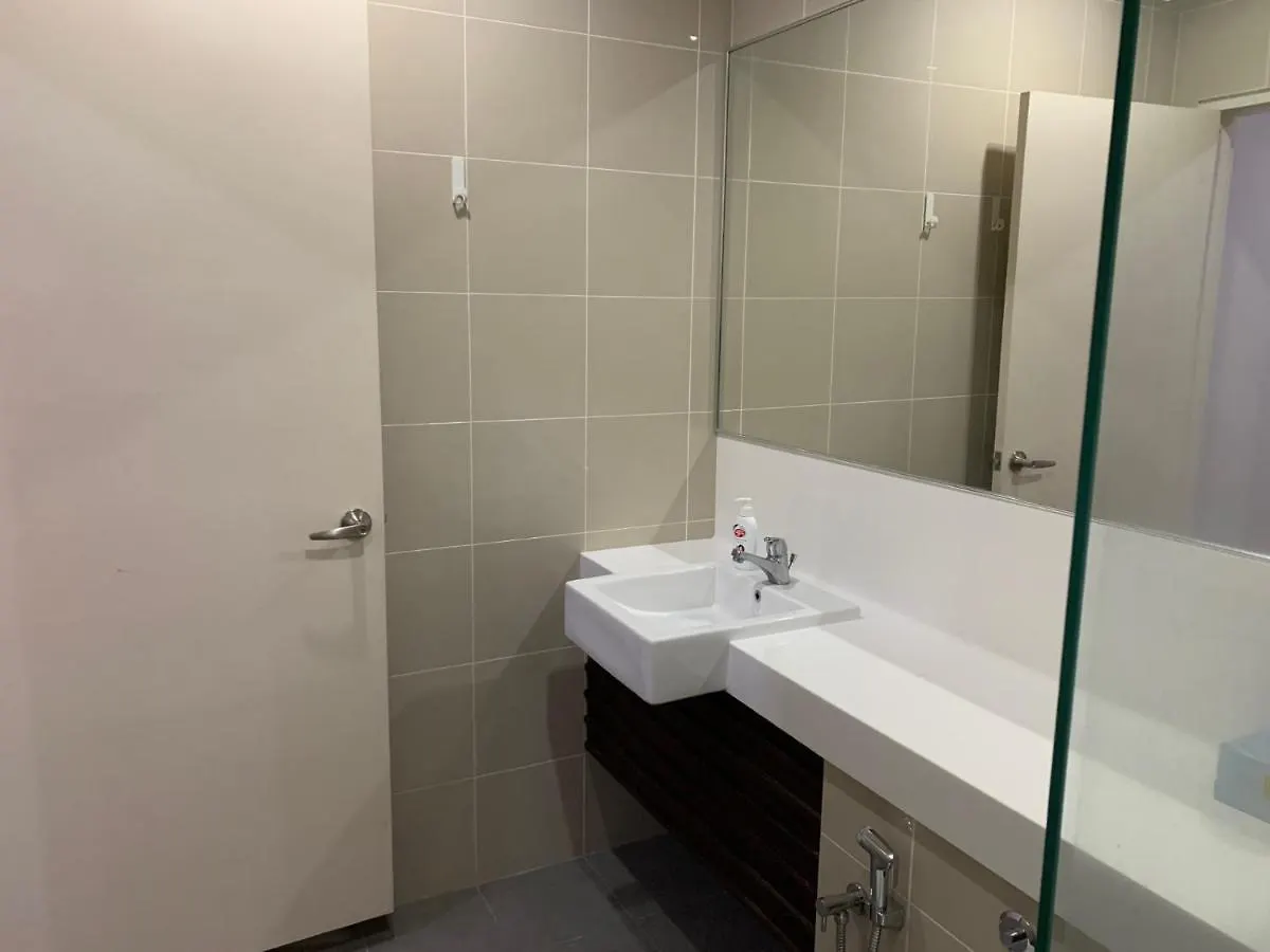 118 Apartment Tanjung Tokong By Yen'S Sojourn George Town